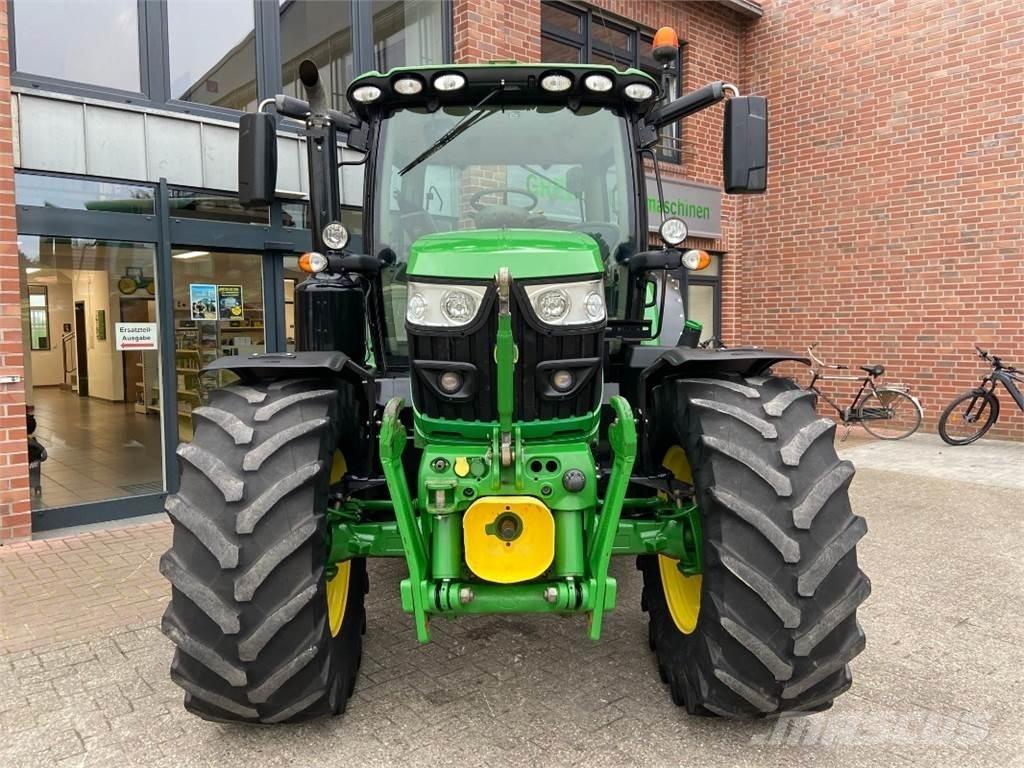 John Deere 6130R 트랙터