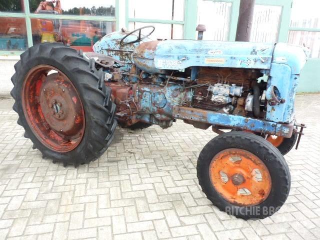 Fordson Major 트랙터