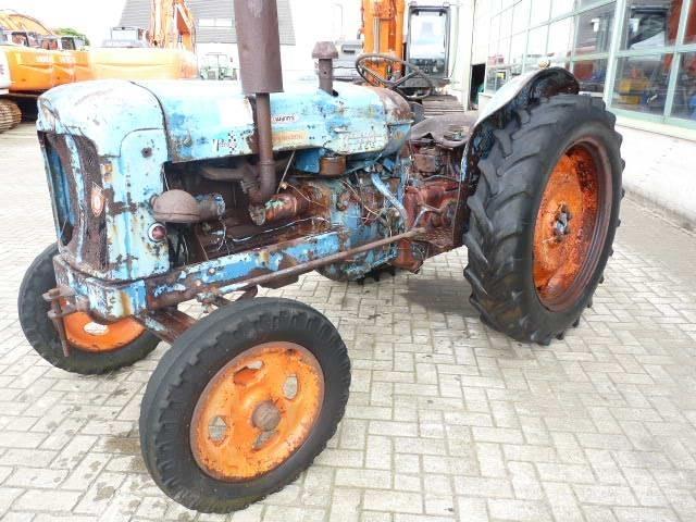 Fordson Major 트랙터