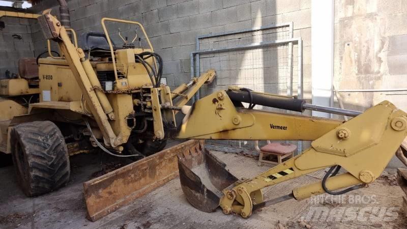 Vermeer V8550 트렌처