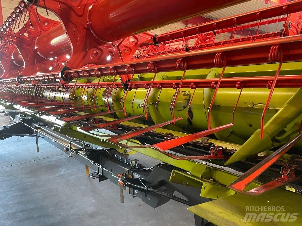 CLAAS Lexion 6700 콤바인 수확기