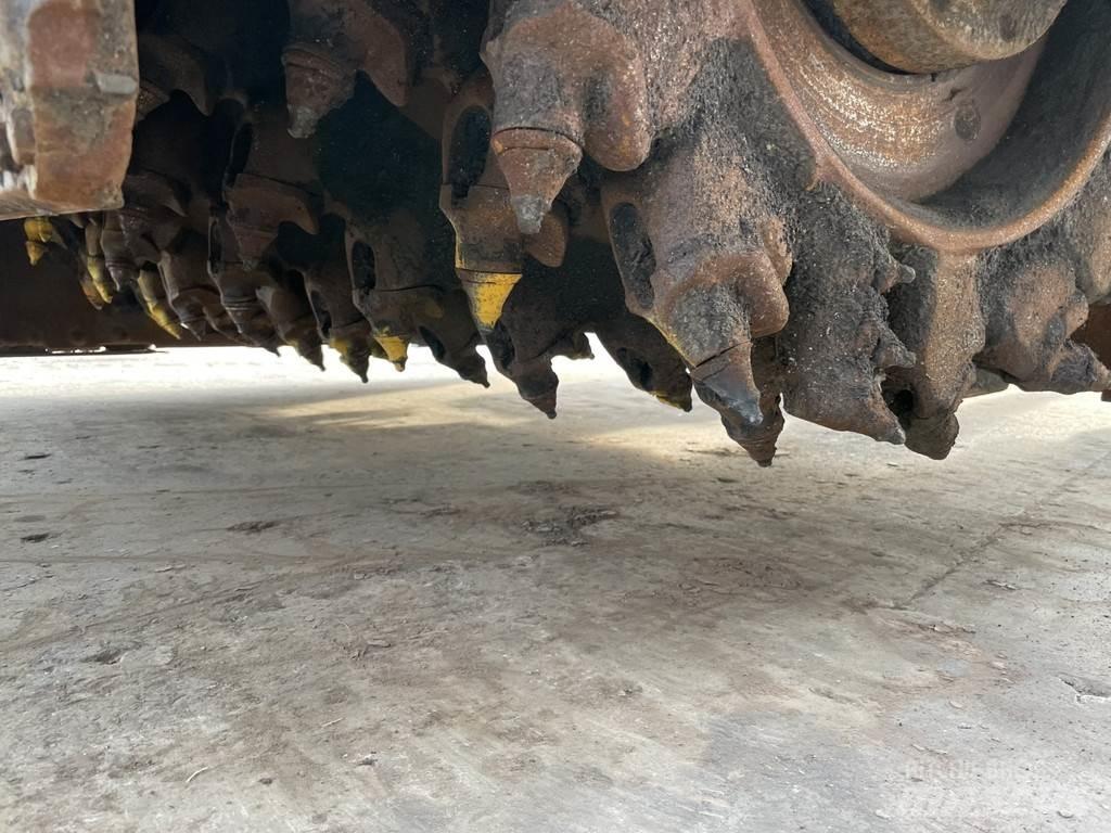 Wirtgen W 210 아스팔트 콜드 밀링 기계