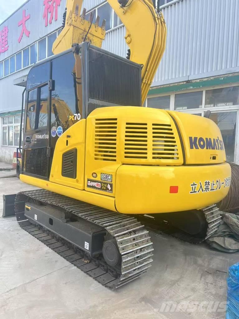 Komatsu PC 70 대형 굴삭기 29톤 이상