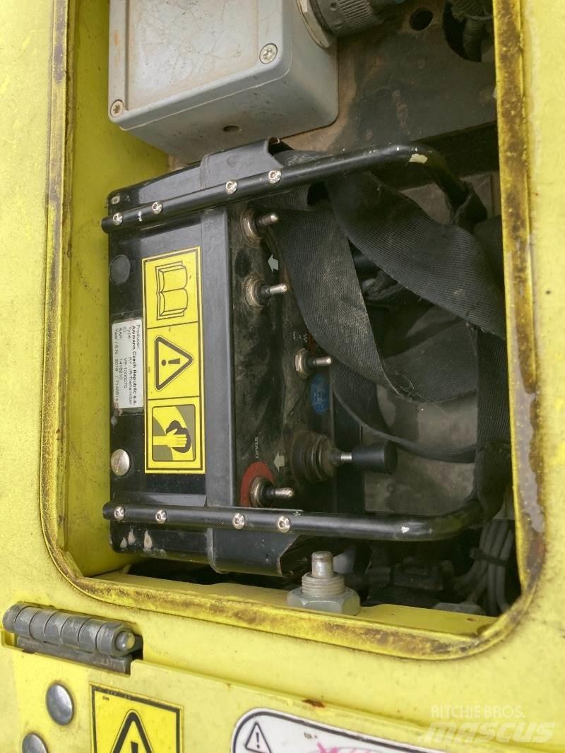 Ammann ARR 1585 진동롤러