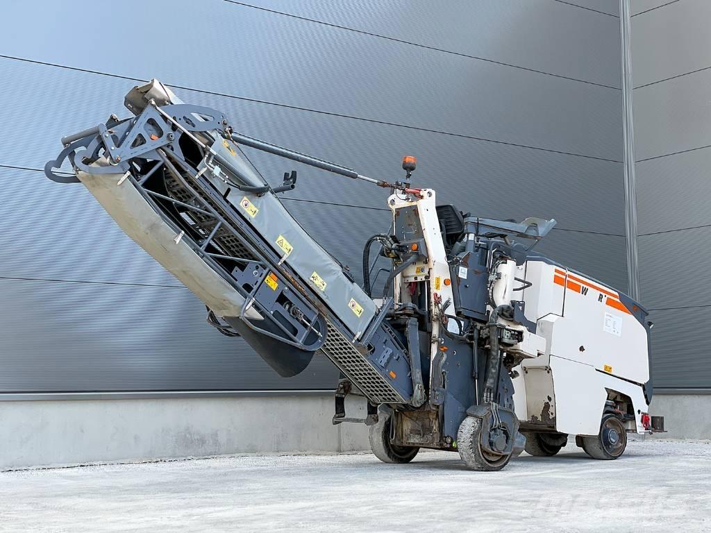 Wirtgen W 50 RI 아스팔트 콜드 밀링 기계