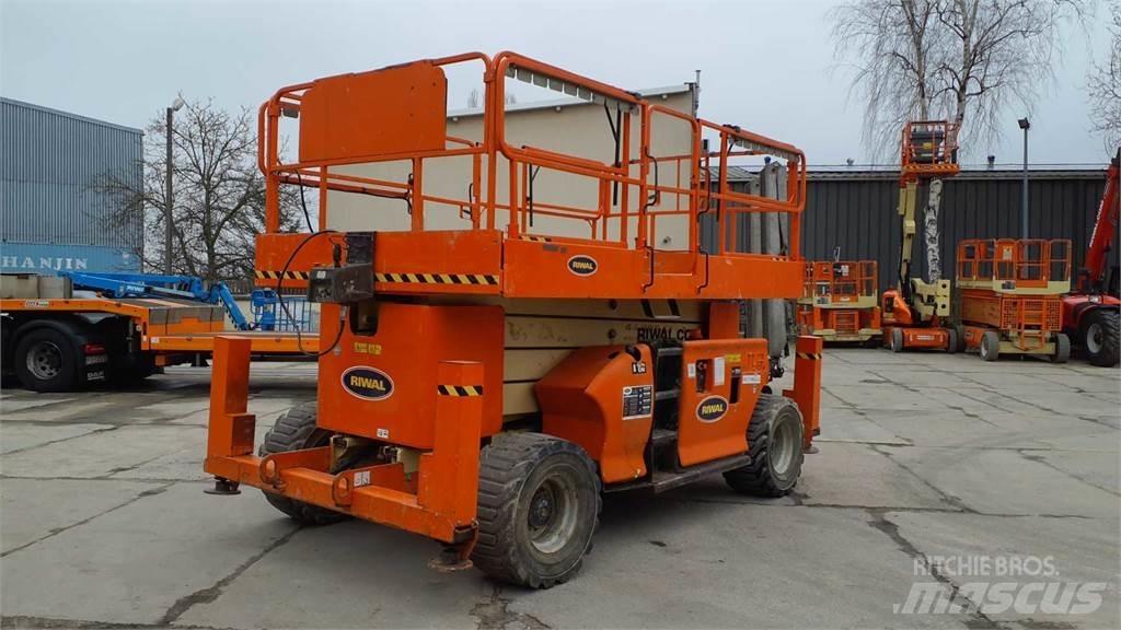 JLG 4394RT 가위형 리프트