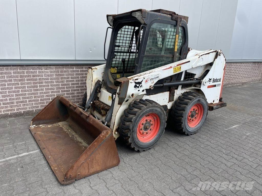 Bobcat S550  스키드로더