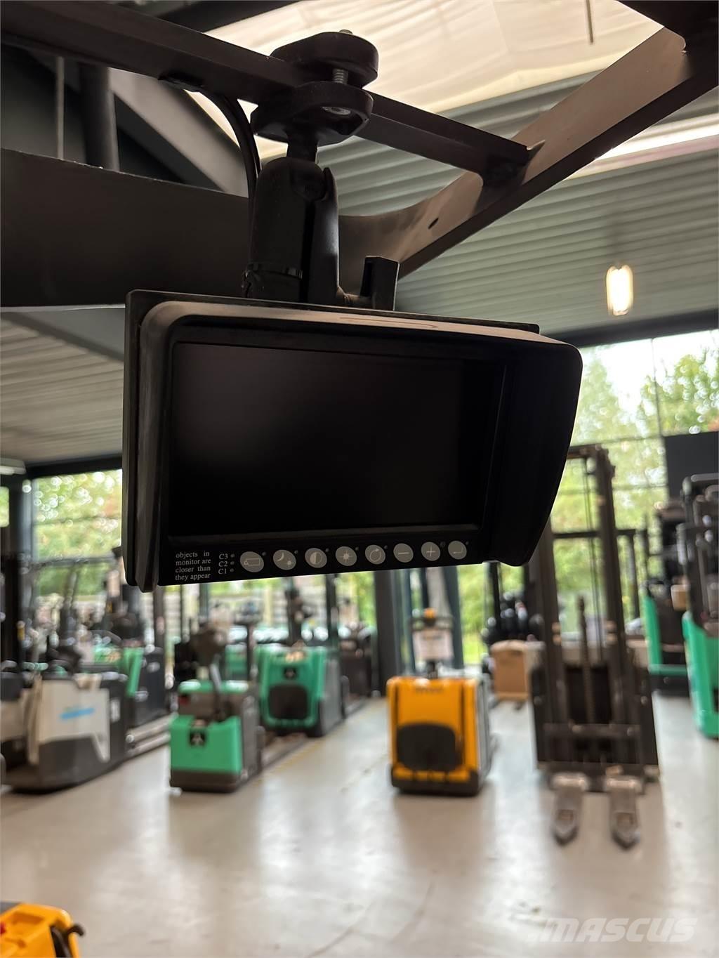 Atlet UMS160 리치 트럭