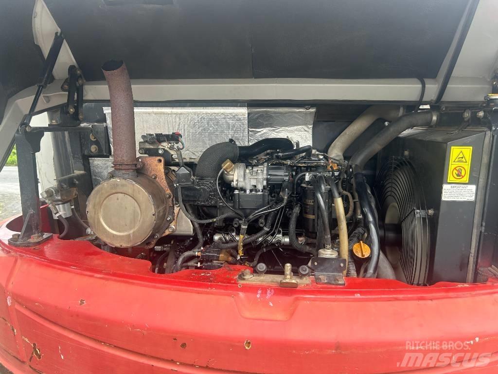 Takeuchi TB 290 중형굴삭기 7톤-28톤
