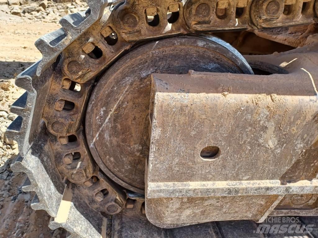 Komatsu PC 600 LC-8 대형 굴삭기 29톤 이상