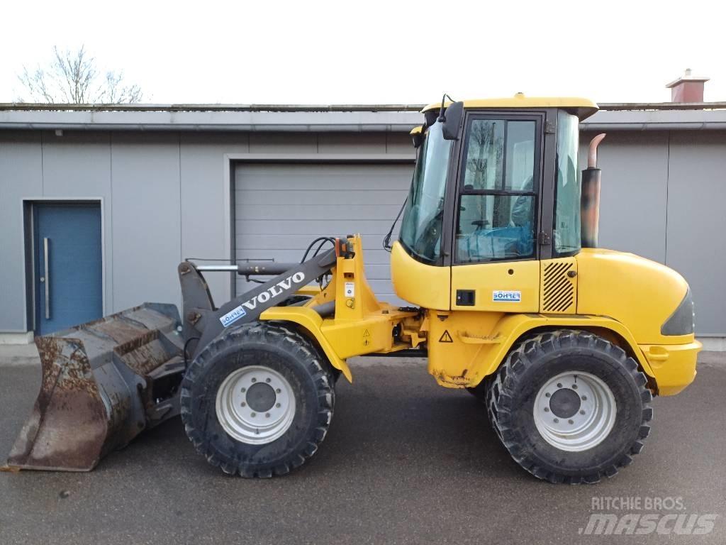 Volvo L 30 B  휠로우더