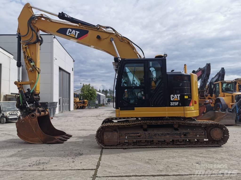 CAT 325FL CR 대형 굴삭기 29톤 이상