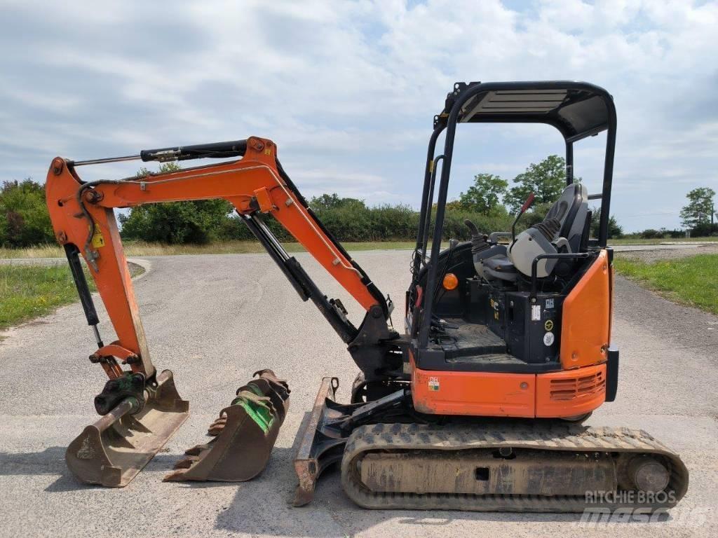 Hitachi ZX 26 U-5 A 소형 굴삭기 7톤 미만