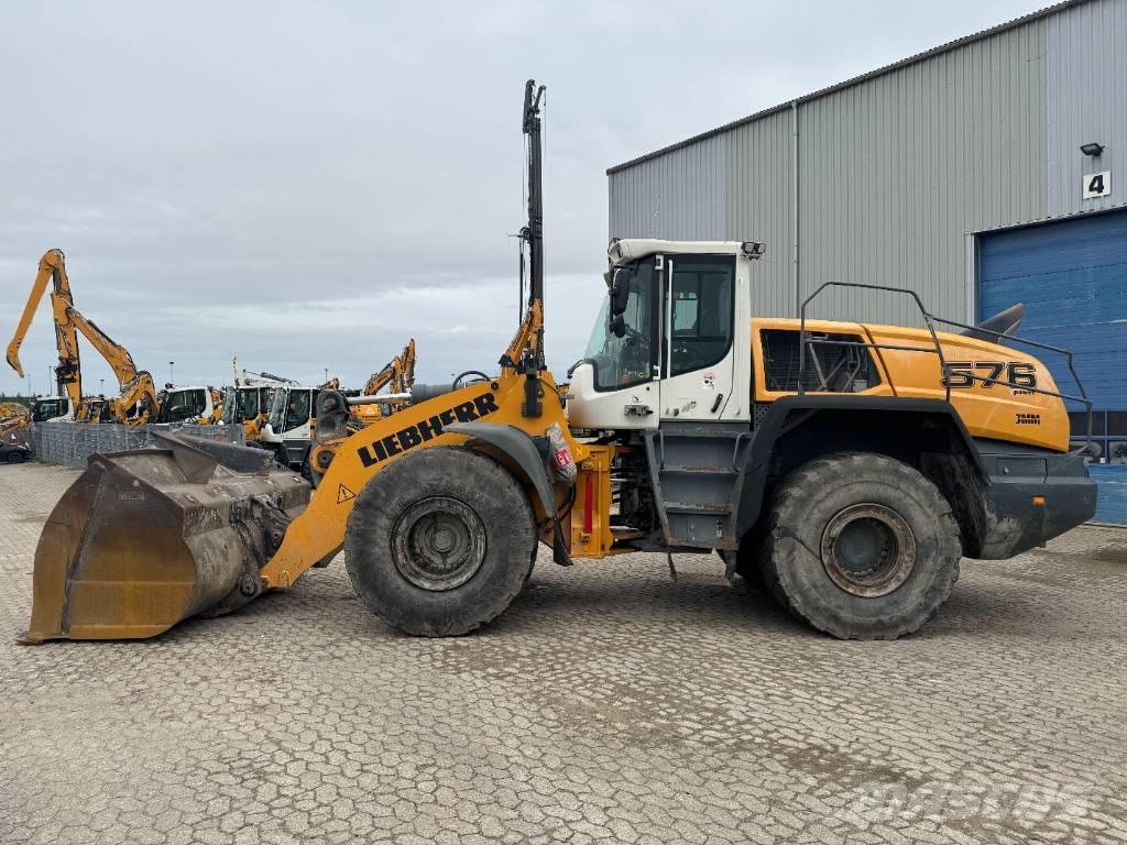 Liebherr L576  휠로우더
