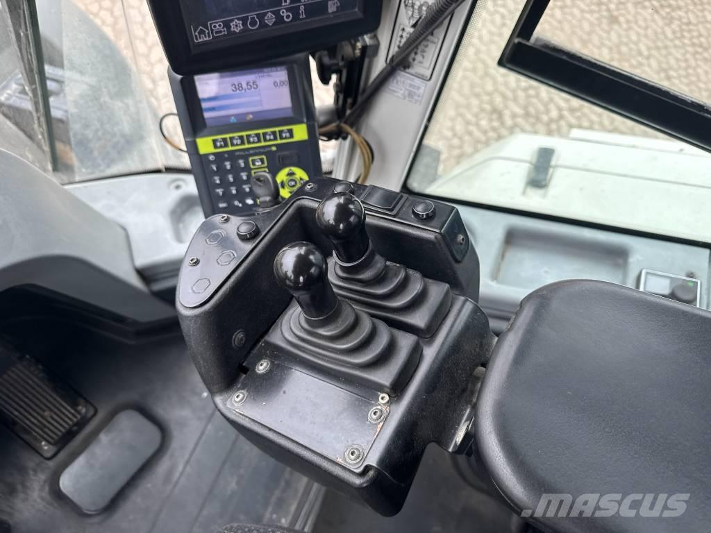 Liebherr L576  휠로우더