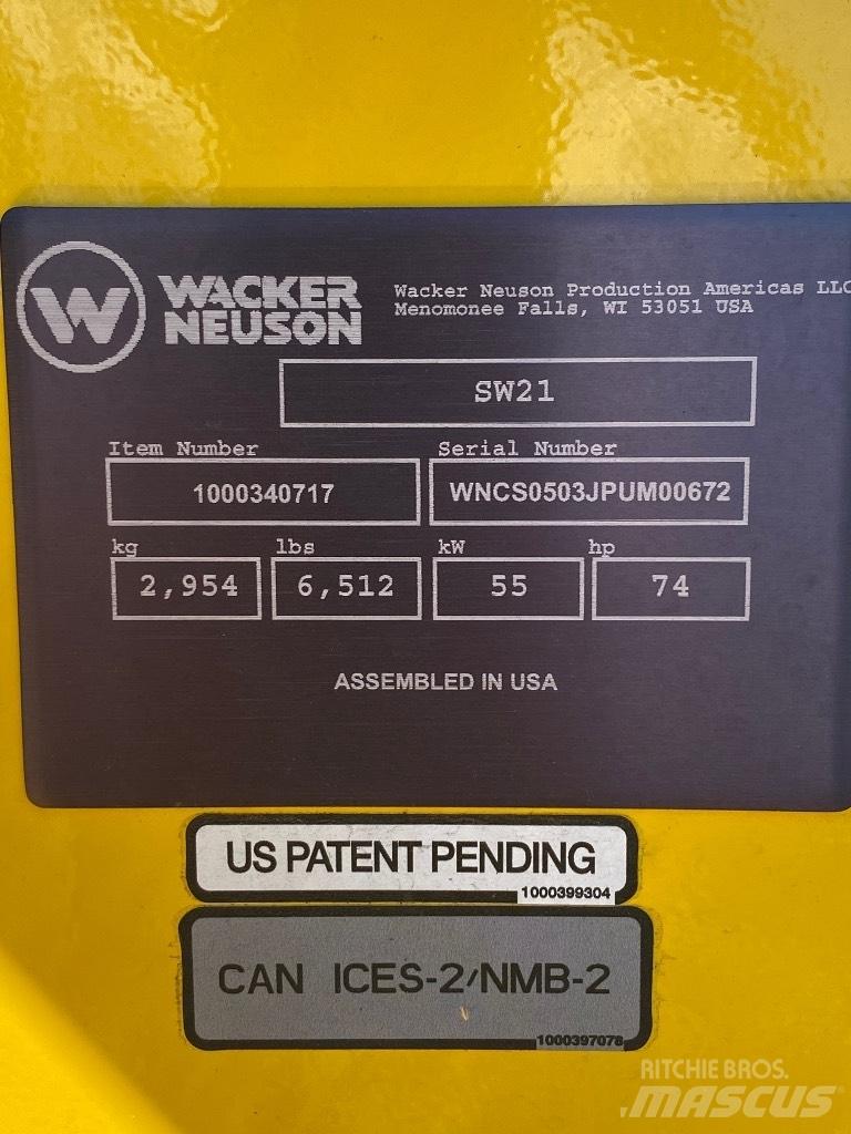 Wacker Neuson SW21  스키드로더