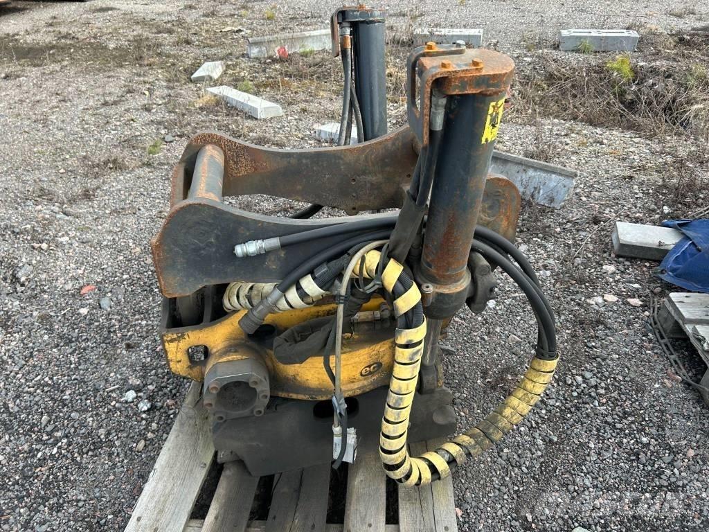 Engcon EC20B S70 로테이터