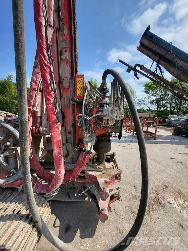 Klemm KR709 - 2 중형 드릴 장비