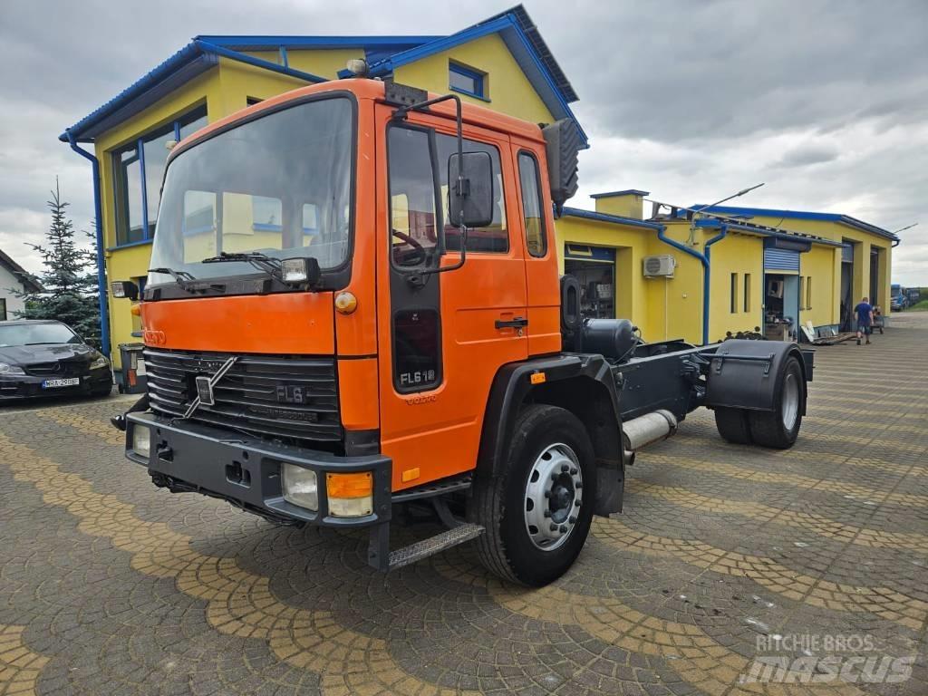 Volvo FL6 180 새시 운전실 트럭