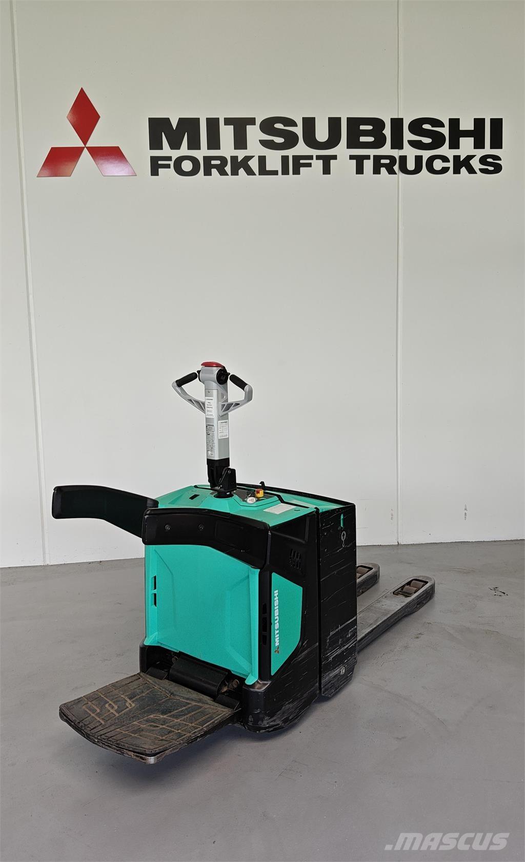 Mitsubishi PBV20N2 플랫폼 트럭