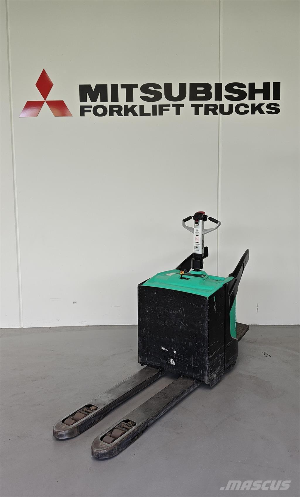 Mitsubishi PBV20N2 플랫폼 트럭