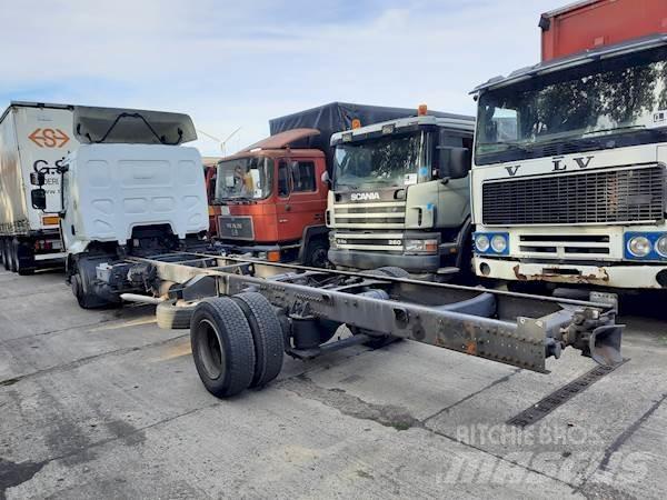 Renault MIDLUM 220 새시 운전실 트럭