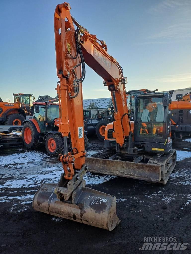 Doosan DX 85 R-3 중형굴삭기 7톤-28톤