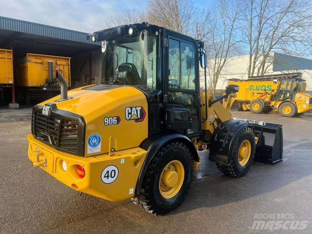 CAT 906  휠로우더