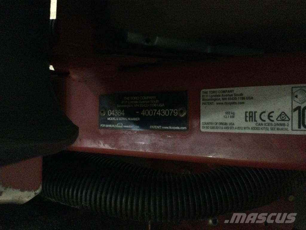 Toro 3250D 탑승형 잔디깎기