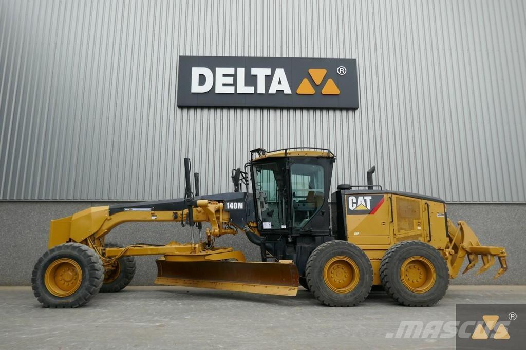 CAT 140M 그레이더
