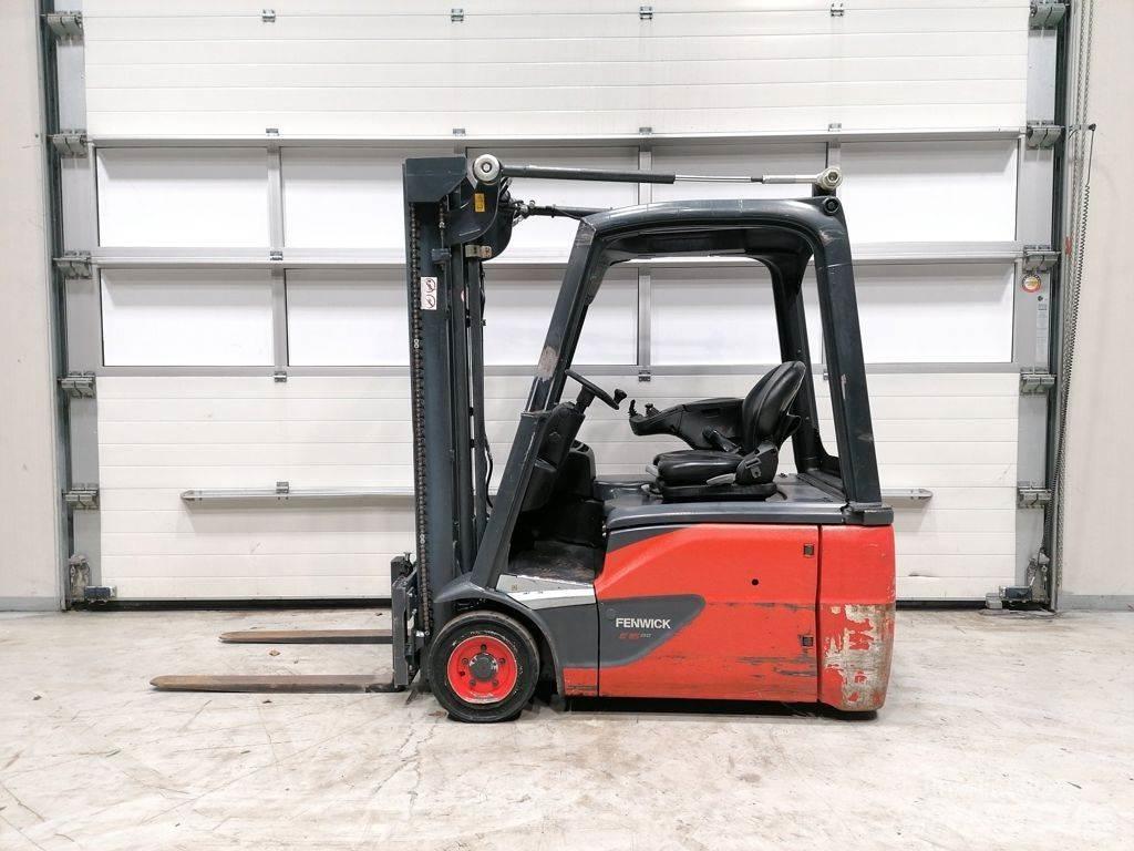 Linde E16-02 전동 지게차