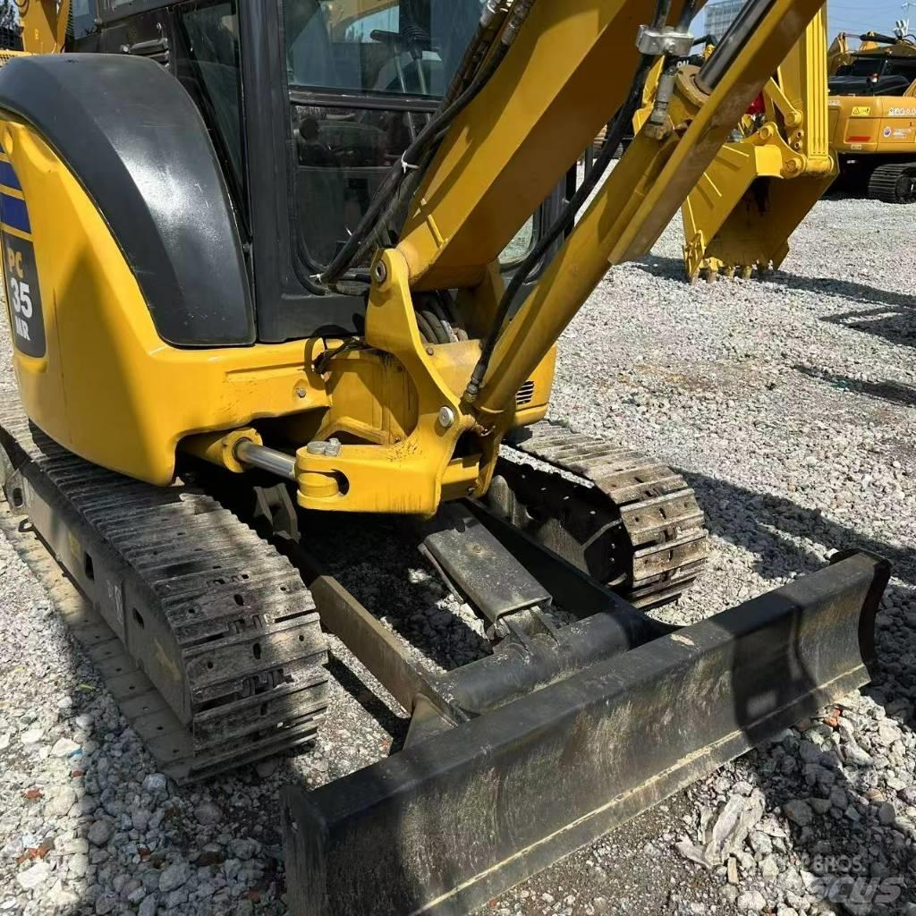 Komatsu 35 대형 굴삭기 29톤 이상