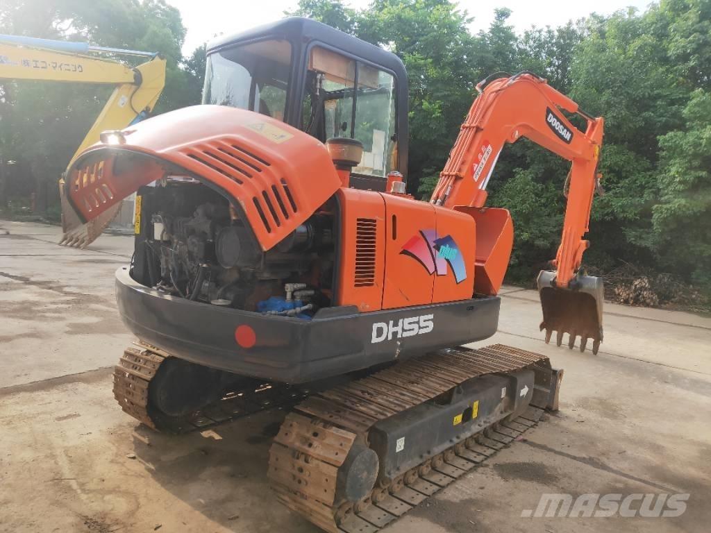 Doosan DH55 소형 굴삭기 7톤 미만