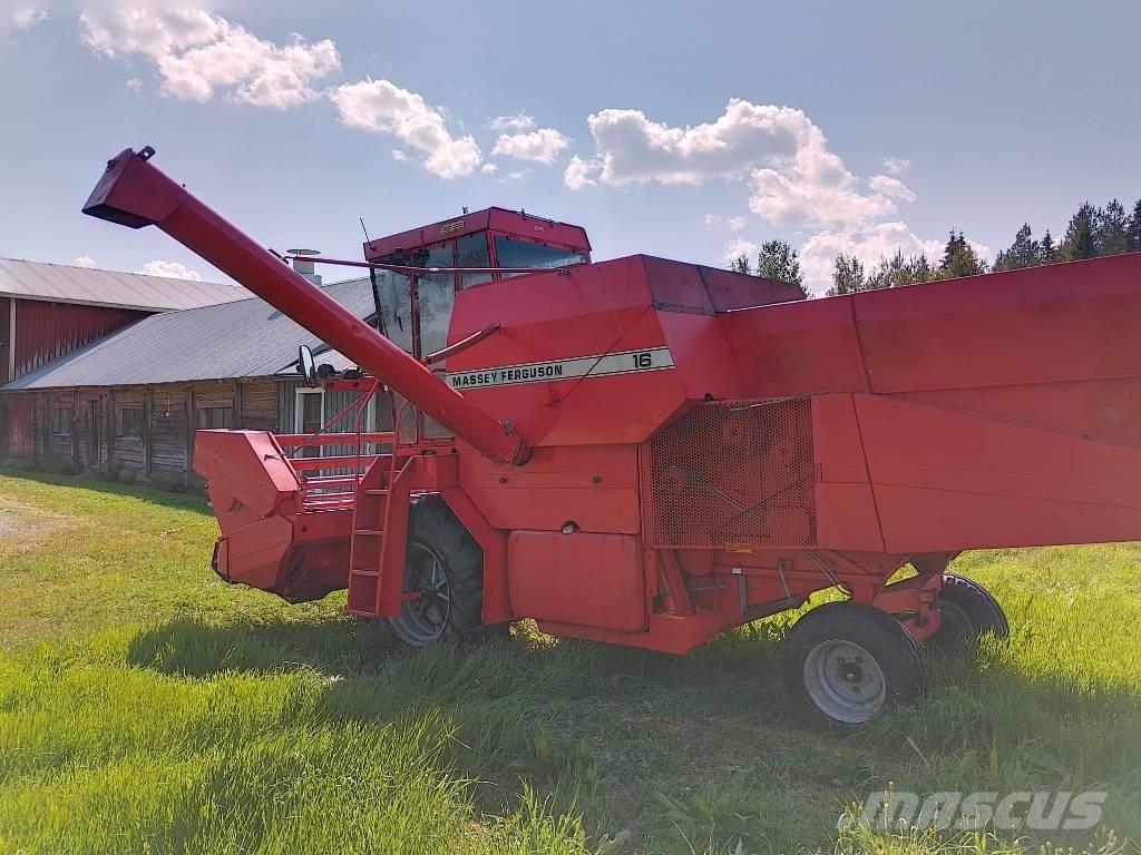 Massey Ferguson 16 콤바인 수확기