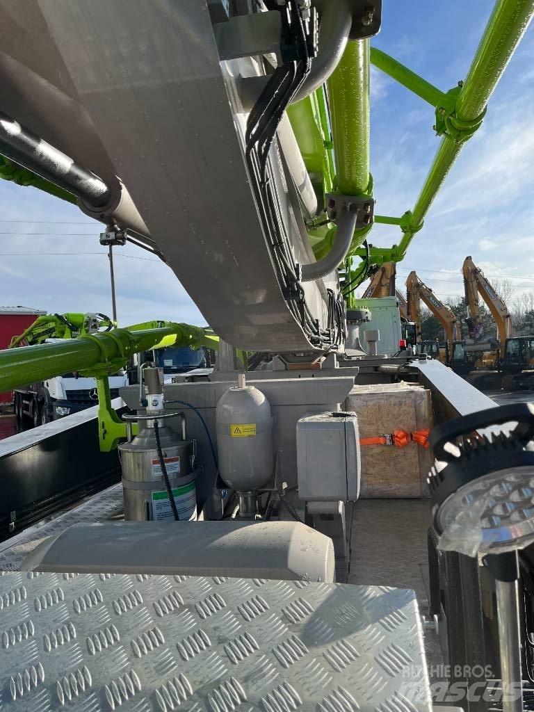 Zoomlion ZL43 콘크리트 펌프카