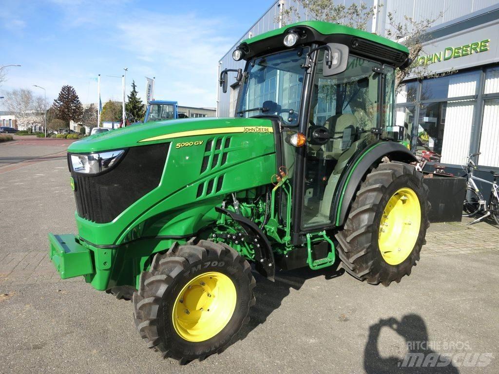 John Deere 5090GV 트랙터