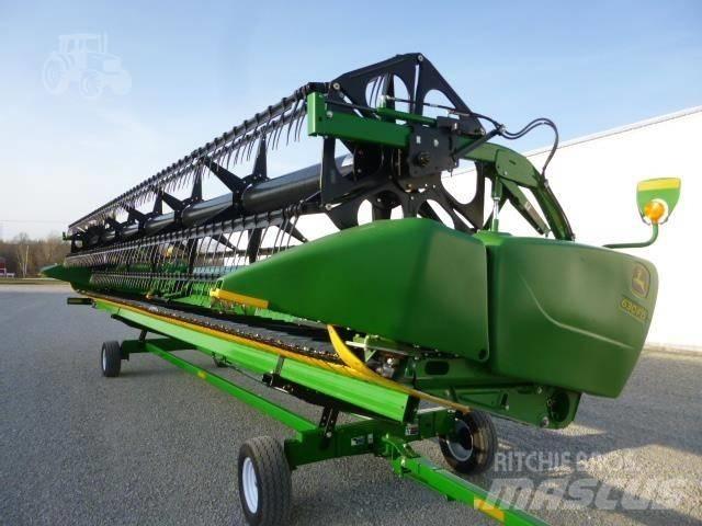 John Deere 630 F 콤바인 헤드