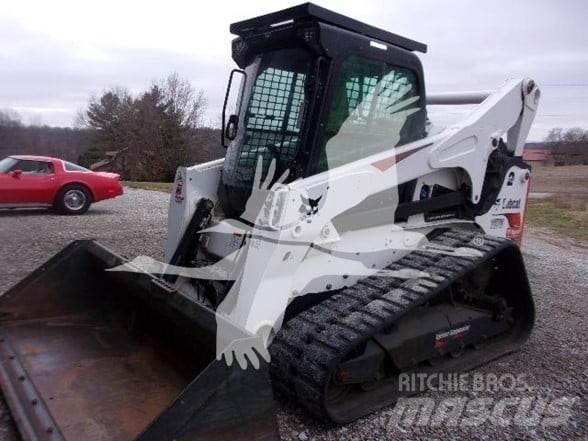 Bobcat T870  스키드로더