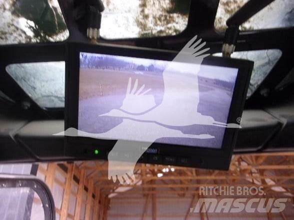 Bobcat T870  스키드로더