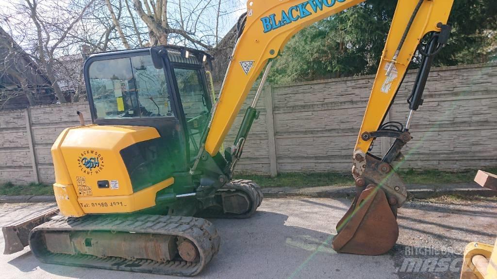 JCB 57 대형 굴삭기 29톤 이상