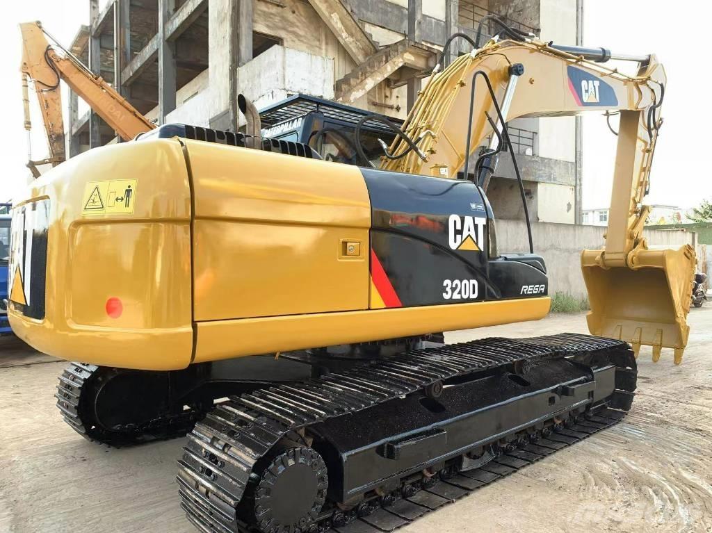 CAT 320D 대형 굴삭기 29톤 이상