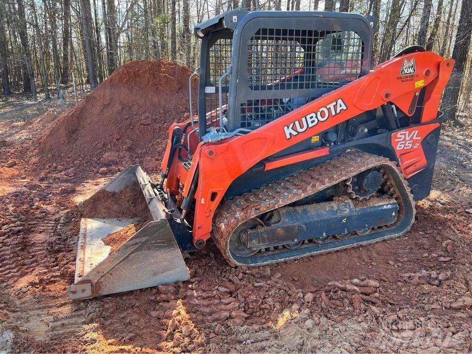 Kubota SVL 65-2  스키드로더