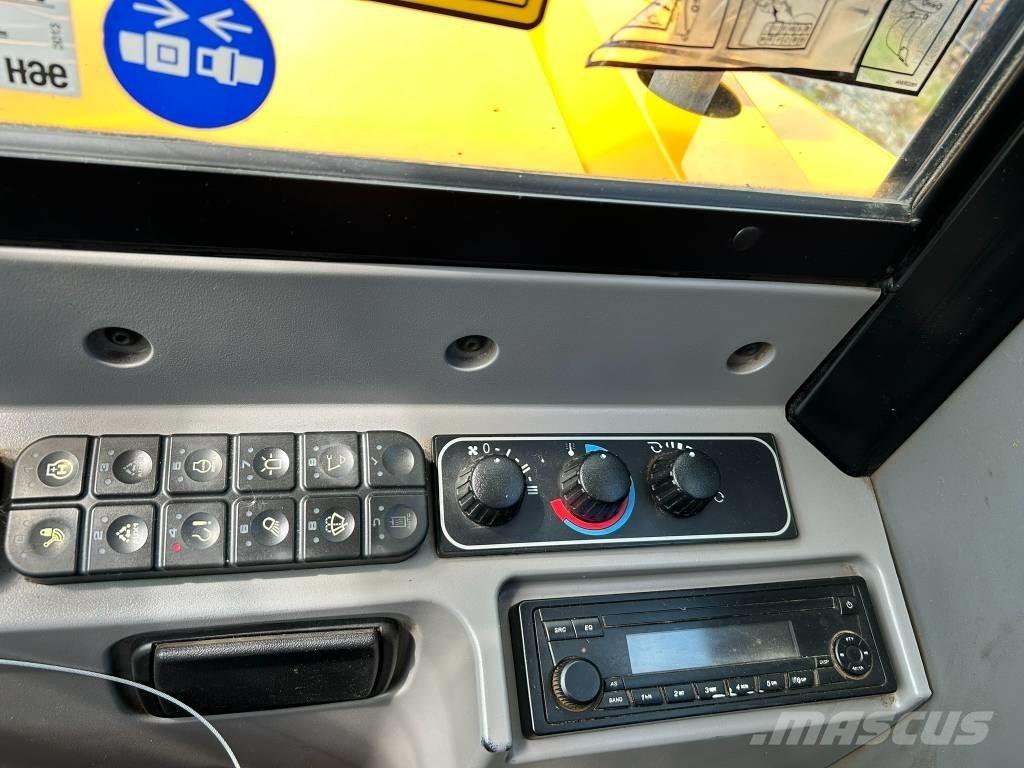 JCB 48 Z-1 소형 굴삭기 7톤 미만