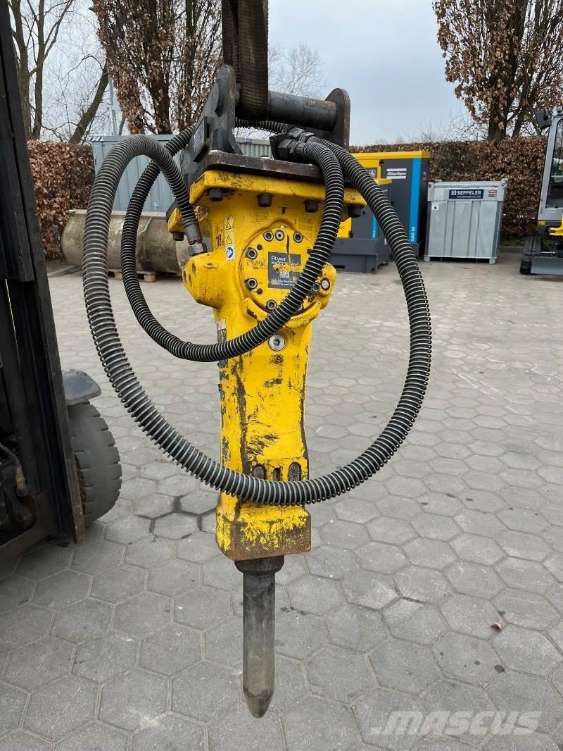 Atlas Copco SB202 브레이커