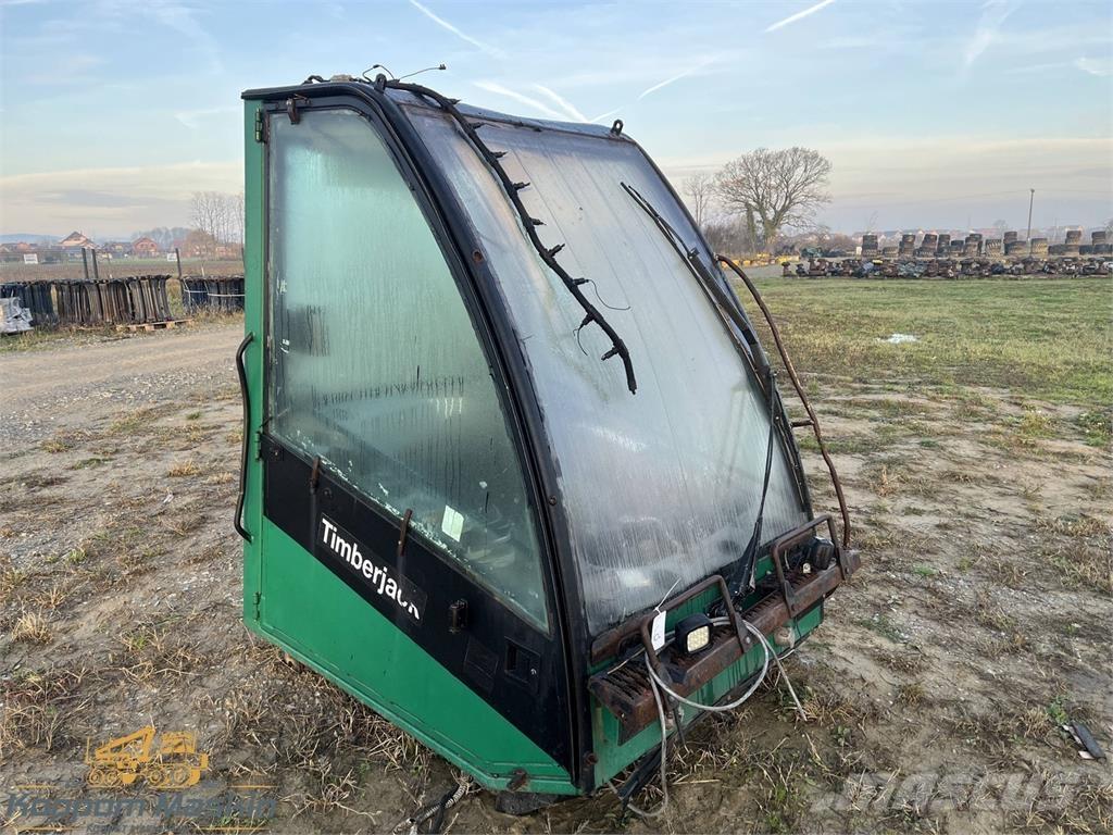 Timberjack 1270C 캐빈 및 인테리어