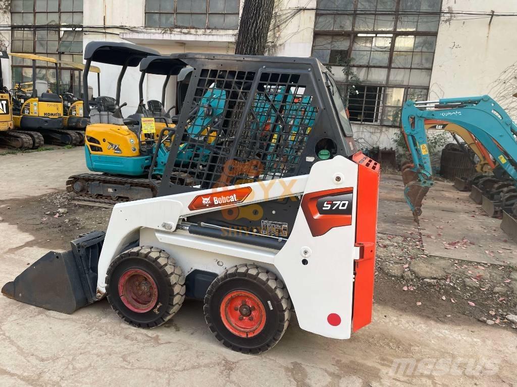 Bobcat S70  스키드로더