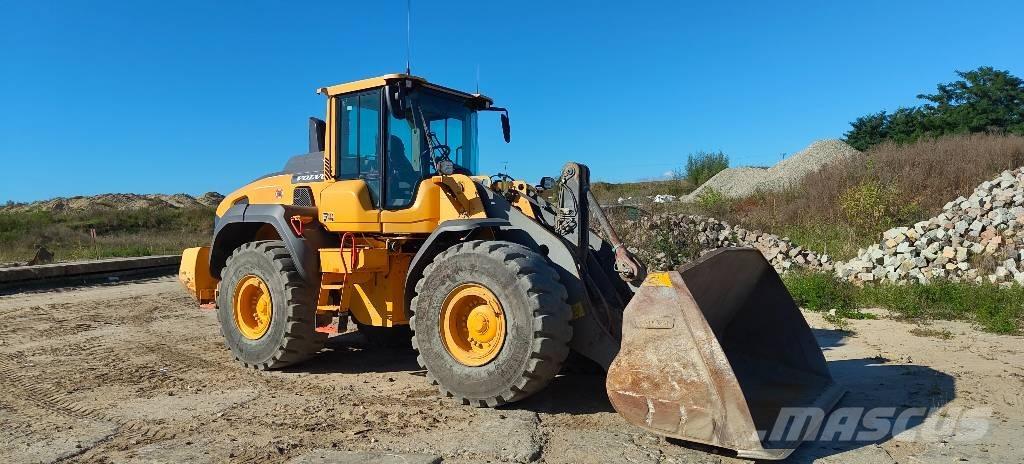 Volvo L 120 H  휠로우더