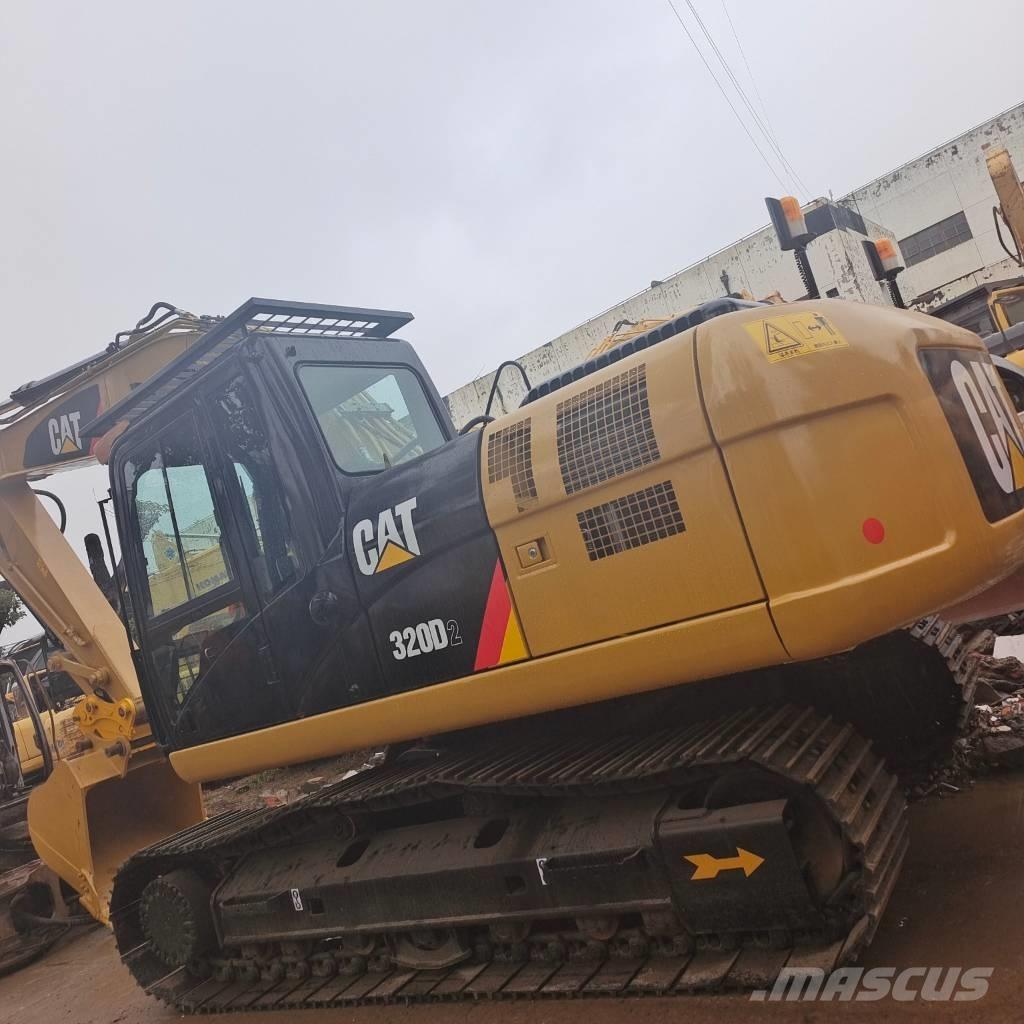 CAT 320 D 대형 굴삭기 29톤 이상