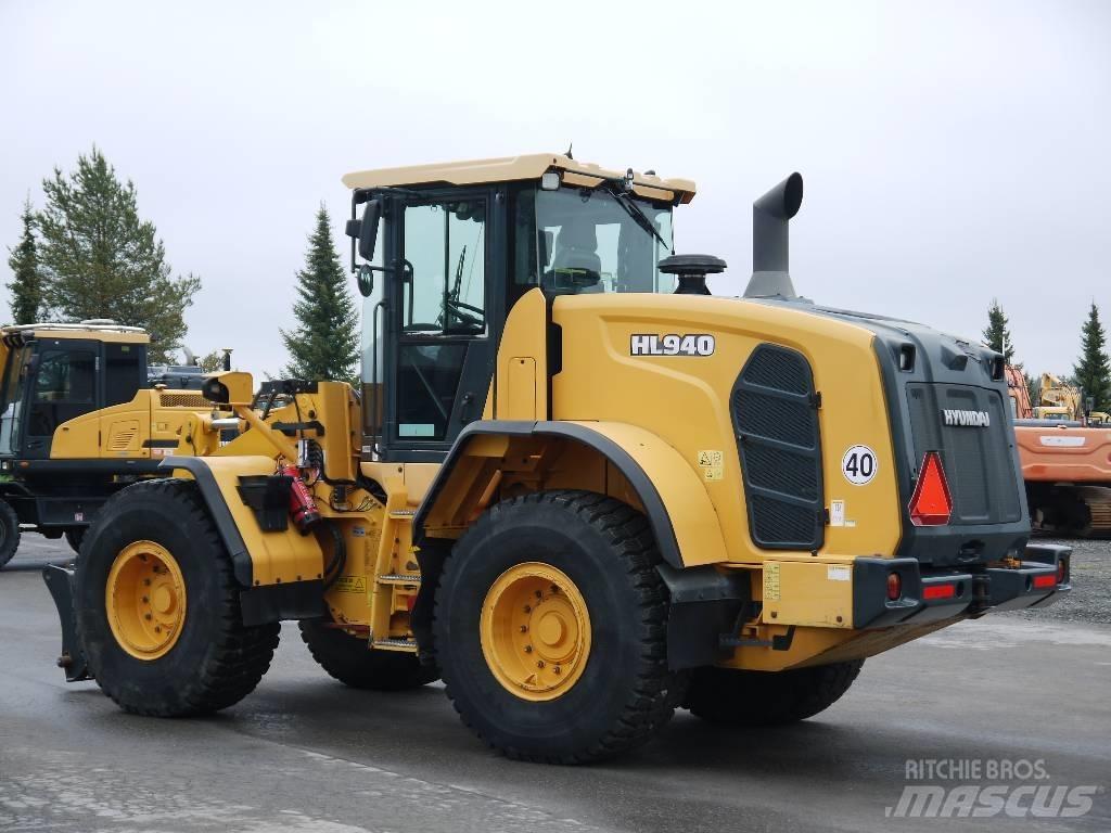 Hyundai HL 940  휠로우더