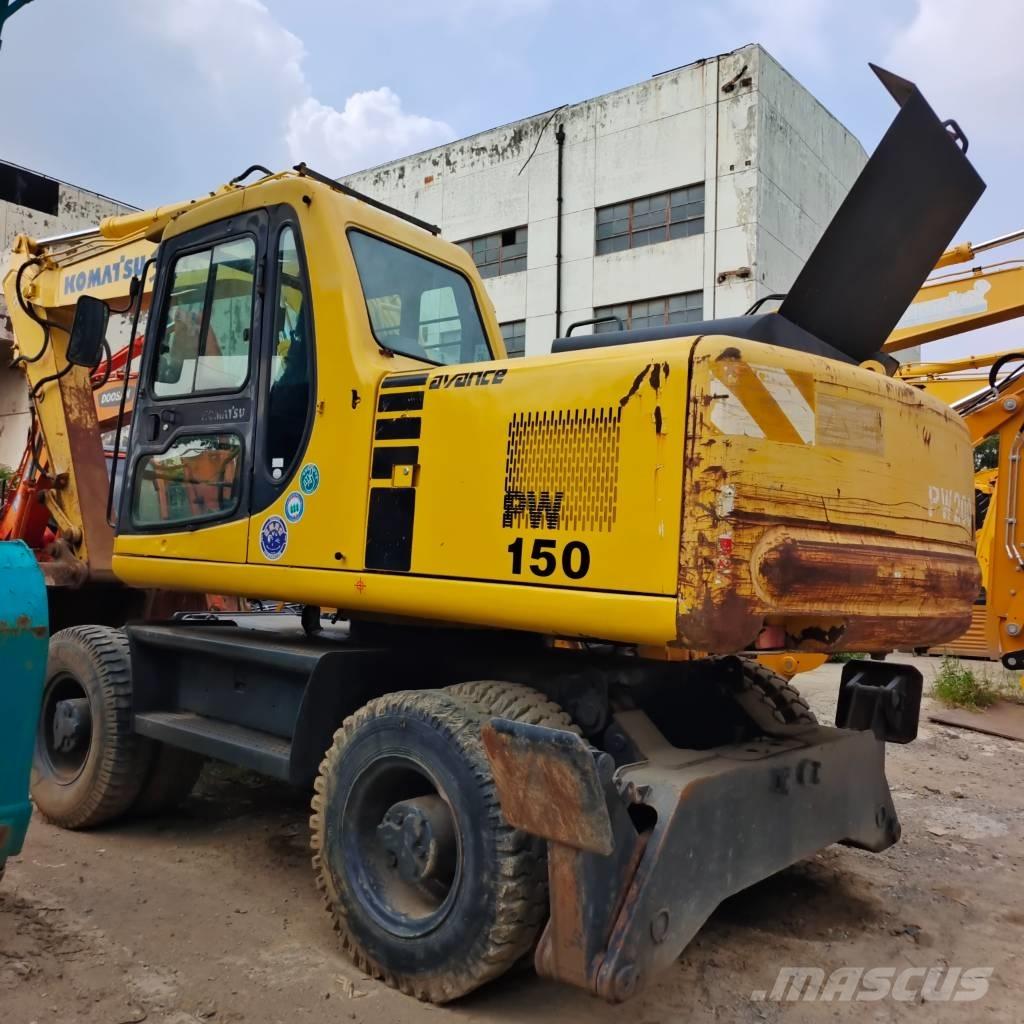 Komatsu PW 150  휠 굴삭기